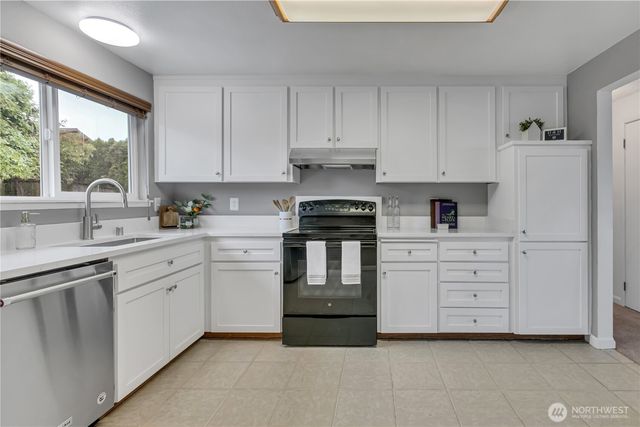 29939 56th Place S, Auburn, WA 98001