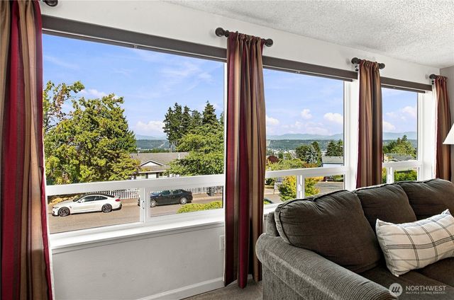 29939 56th Place S, Auburn, WA 98001