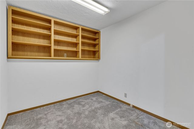 29939 56th Place S, Auburn, WA 98001