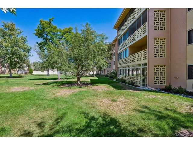 605 S Alton Way 12A, Denver, CO 80247