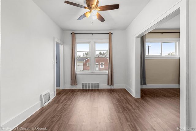 239 White Street, Ecorse, MI 48229