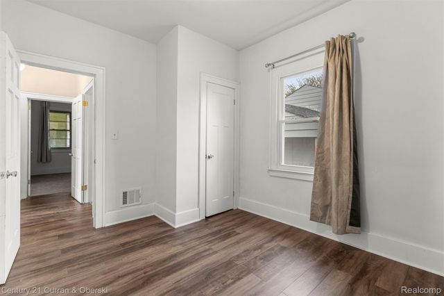 239 White Street, Ecorse, MI 48229