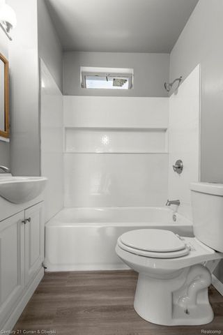 239 White Street, Ecorse, MI 48229