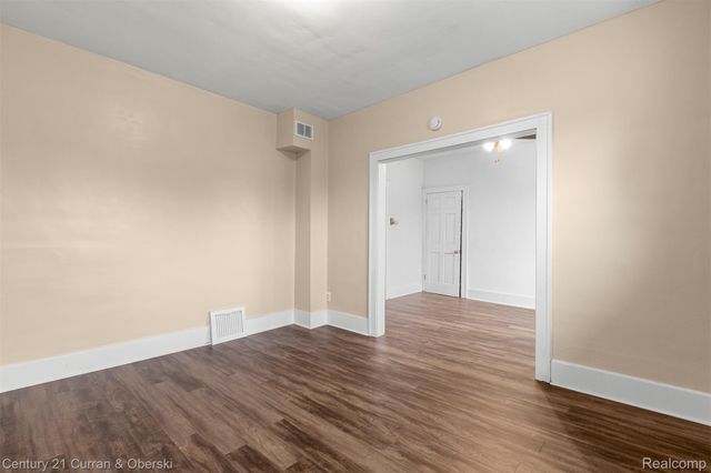 239 White Street, Ecorse, MI 48229