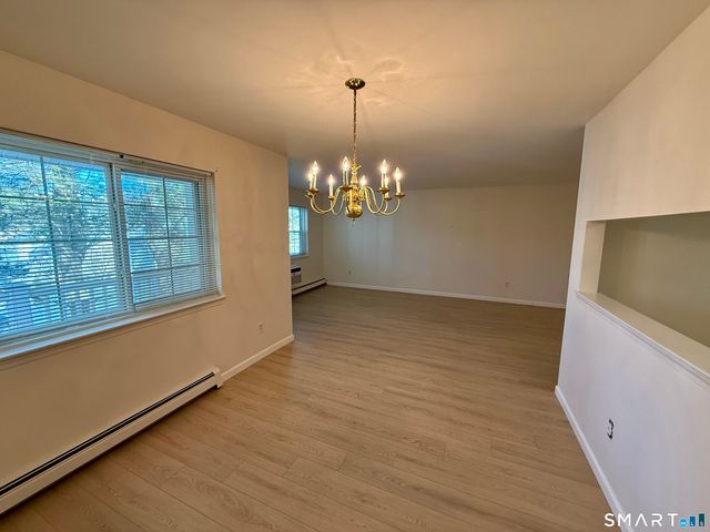 2955 Madison Avenue APT 4, Bridgeport, CT 06606