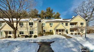 2955 Madison Avenue APT 4, Bridgeport, CT 06606