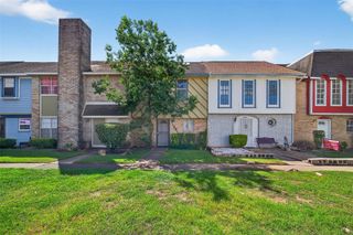 11881 Algonquin Drive, Houston, TX 77089