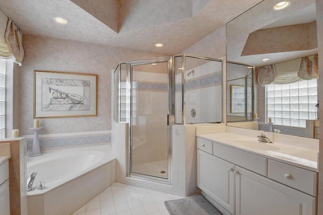 7725 Rockford Road, Boynton Beach, FL 33472