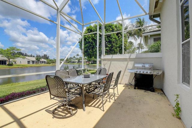 7725 Rockford Road, Boynton Beach, FL 33472