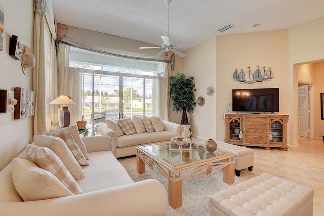 7725 Rockford Road, Boynton Beach, FL 33472