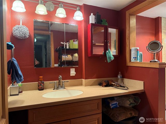 4143 W E Street, Bremerton, WA 98312