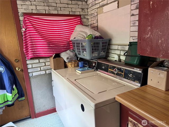 4143 W E Street, Bremerton, WA 98312
