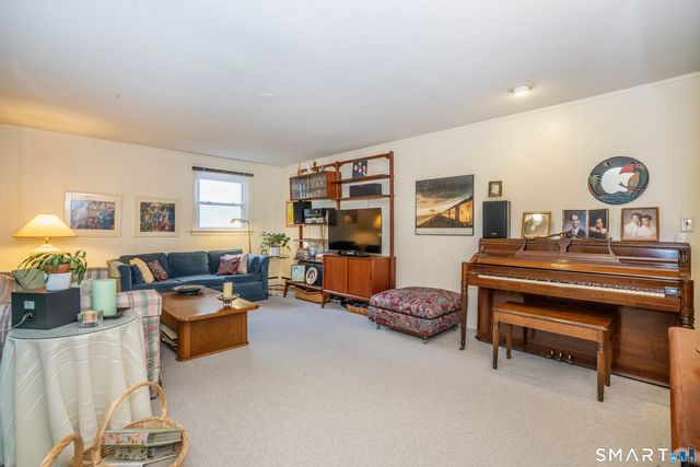 107 Northbrook Drive, West Hartford, CT 06117