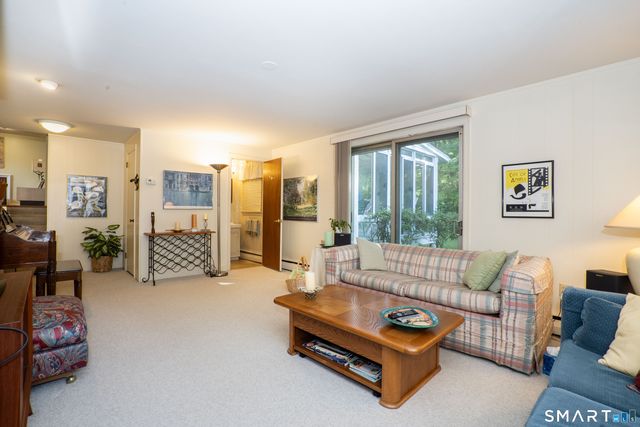 107 Northbrook Drive, West Hartford, CT 06117