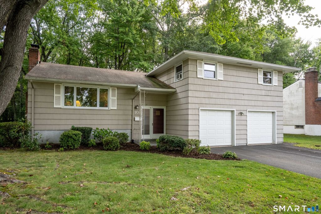 107 Northbrook Drive, West Hartford, CT 06117