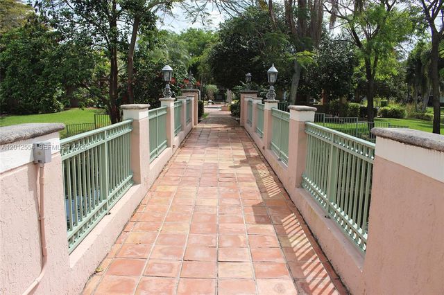 12118 Saint Andrews Pl 107, Miramar, FL 33025