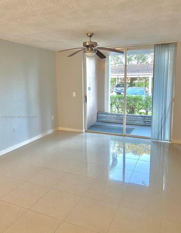 12118 Saint Andrews Pl 107, Miramar, FL 33025