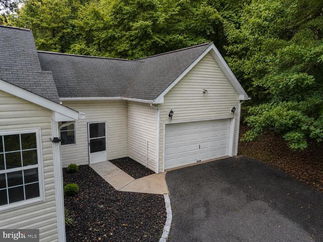 241 LAND OR DR, Ruther Glen, VA 22546