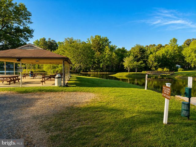 241 LAND OR DR, Ruther Glen, VA 22546