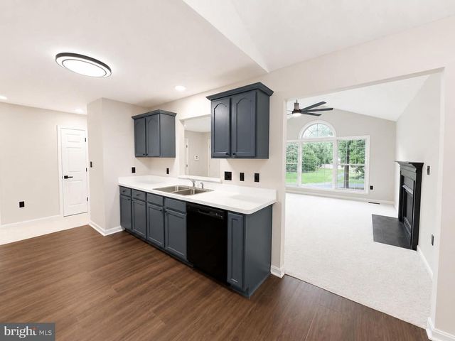241 LAND OR DR, Ruther Glen, VA 22546