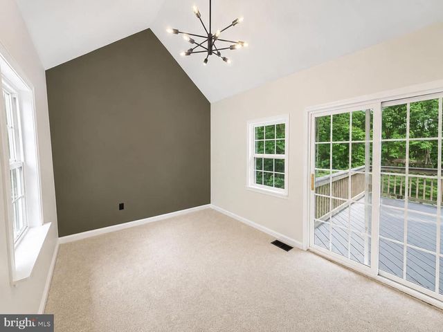 241 LAND OR DR, Ruther Glen, VA 22546