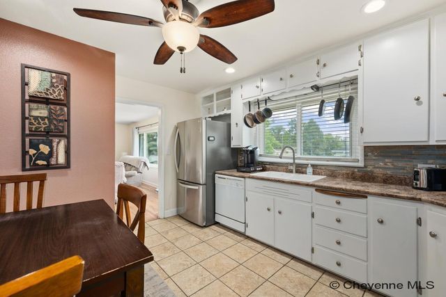3552 CONCORD RD, Cheyenne, WY 82001