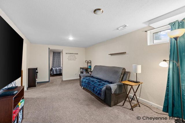 3552 CONCORD RD, Cheyenne, WY 82001