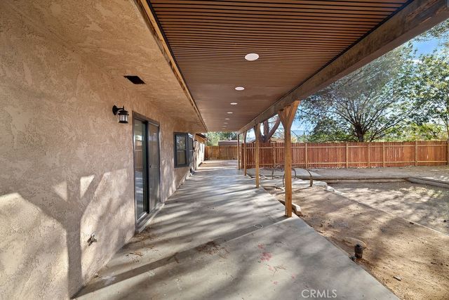 40721 25th W, Palmdale, CA 93551