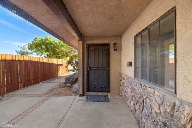 40721 25th W, Palmdale, CA 93551