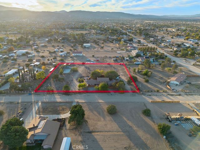 40721 25th W, Palmdale, CA 93551