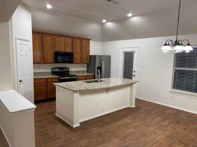 201 Old Settlers Trail, Waxahachie, TX 75167