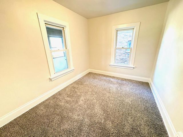 6623 33rd AVENUE, Kenosha, WI 53142