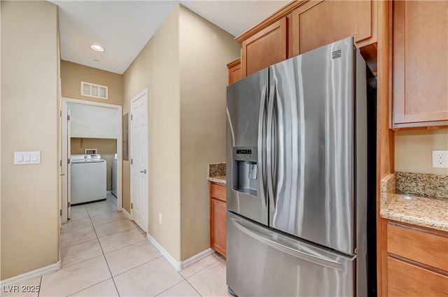 11420 Ogden Mills Drive 101, Las Vegas, NV 89135