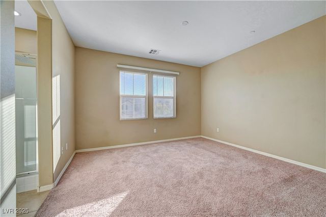 11420 Ogden Mills Drive 101, Las Vegas, NV 89135