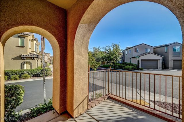 11420 Ogden Mills Drive 101, Las Vegas, NV 89135