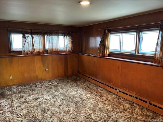 1474 Stephen Marc Lane, East Meadow, NY 11554