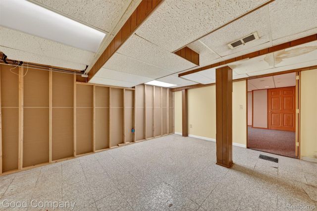 20307 Edmunton Street, St. Clair Shores, MI 48080
