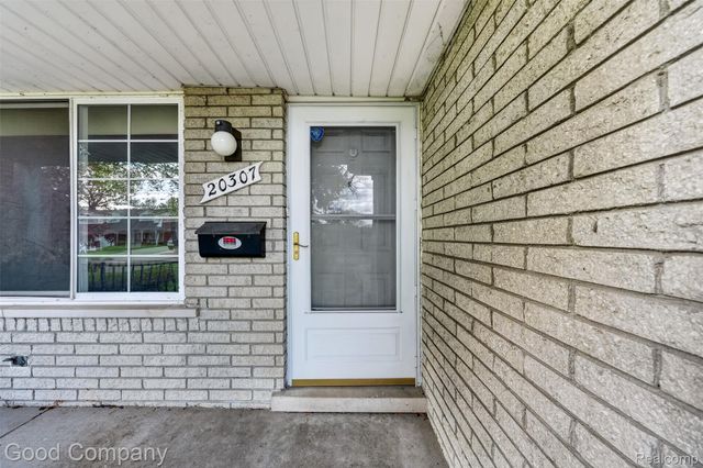 20307 Edmunton Street, St. Clair Shores, MI 48080