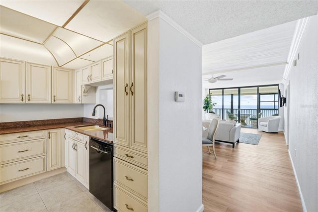 15462 GULF BOULEVARD 601, Madeira Beach, FL 33708