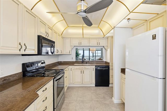 15462 GULF BOULEVARD 601, Madeira Beach, FL 33708