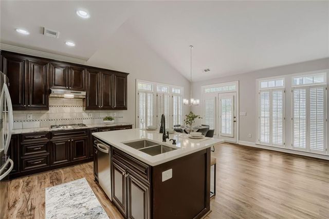 1108 Drewsbury Court SE, Smyrna, GA 30080