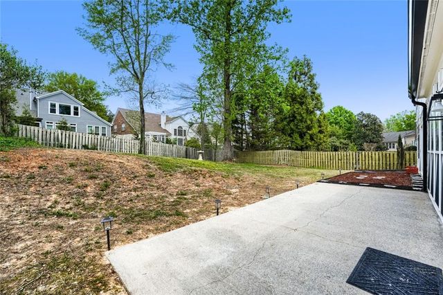 1108 Drewsbury Court SE, Smyrna, GA 30080