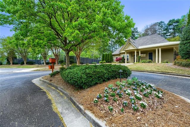 1108 Drewsbury Court SE, Smyrna, GA 30080