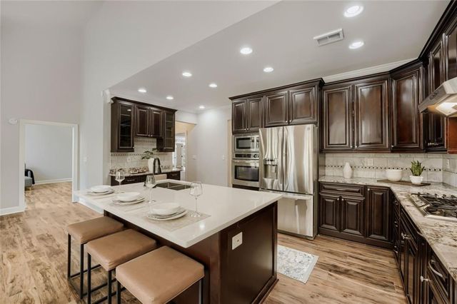 1108 Drewsbury Court SE, Smyrna, GA 30080