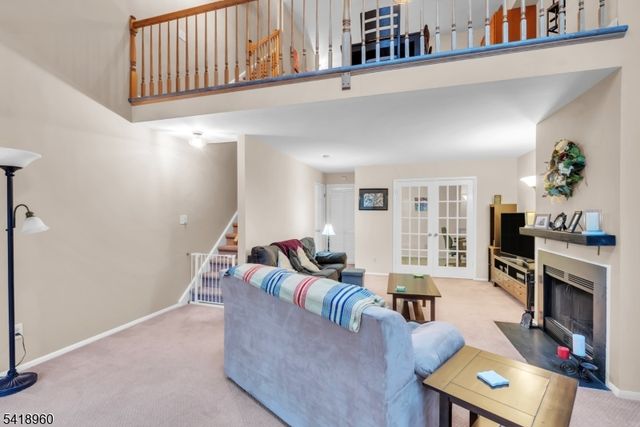 44 Manchester Ln F, West Milford Twp., NJ 07480