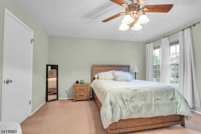 44 Manchester Ln F, West Milford Twp., NJ 07480