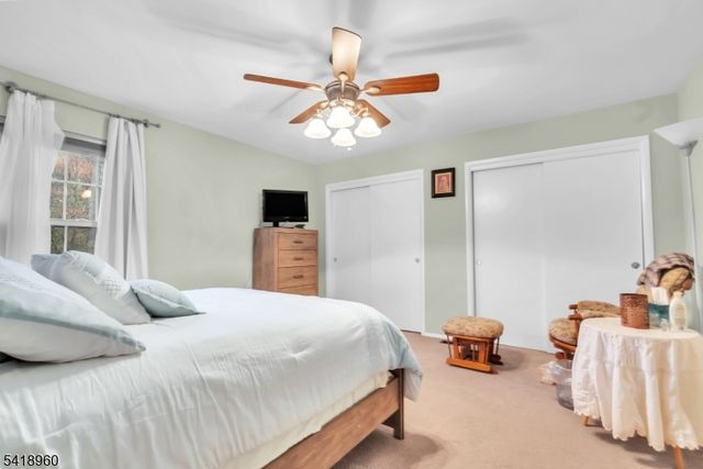 44 Manchester Ln F, West Milford Twp., NJ 07480