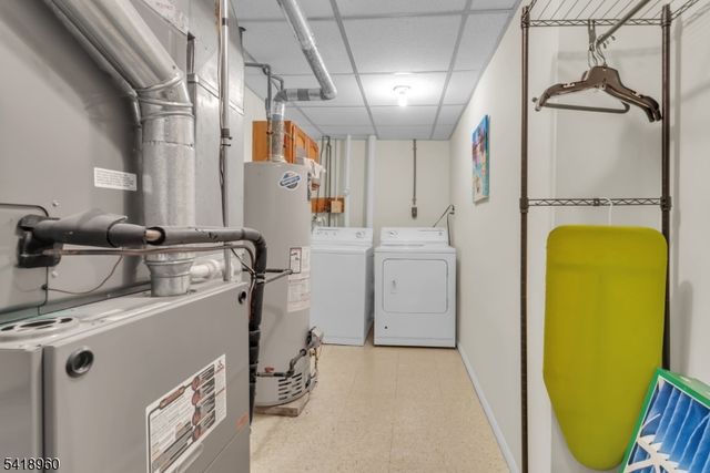 44 Manchester Ln F, West Milford Twp., NJ 07480