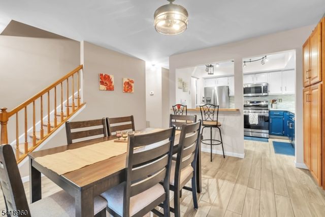 44 Manchester Ln F, West Milford Twp., NJ 07480