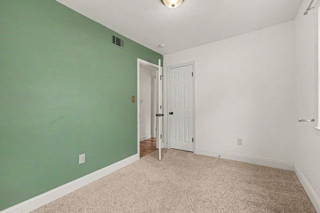 18 New Uri Avenue, Florence, KY 41042